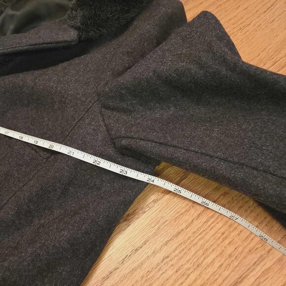 DONNYBROOK WOOL BLEND LONG COAT FAUX FUR HOOD SLEEVES WOMEN'S SIZE 18 - Picture 10 of 10